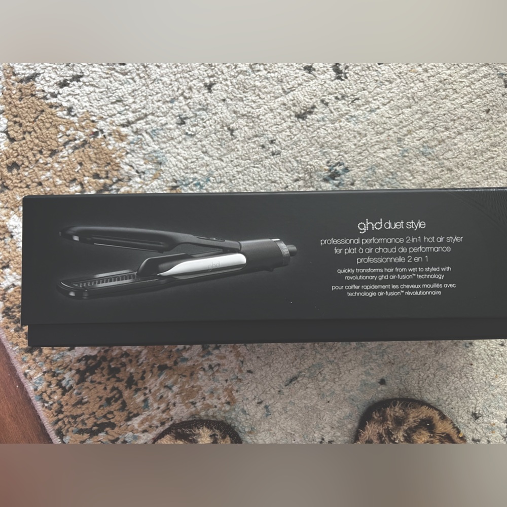 GHD Duet Styler BRAND NEW NEVER USED